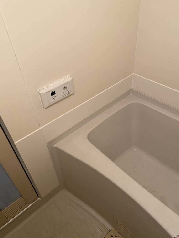 【施工事例】浴室の錆び・膨れをきれいにする方法